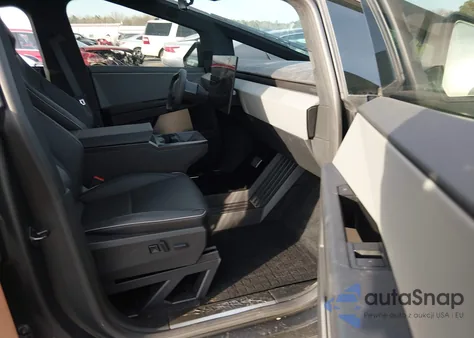 2024 Tesla Cybertruck Cyberbeast z USA, uszkodzony, nr VIN 7G2CEHEE4RA032136